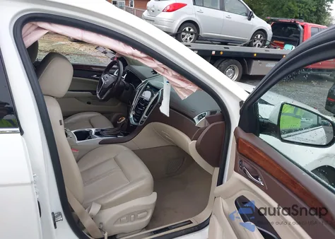 2016 Cadillac Srx Luxury Collection z USA, uszkodzony, nr VIN 3GYFNEE39GS506175